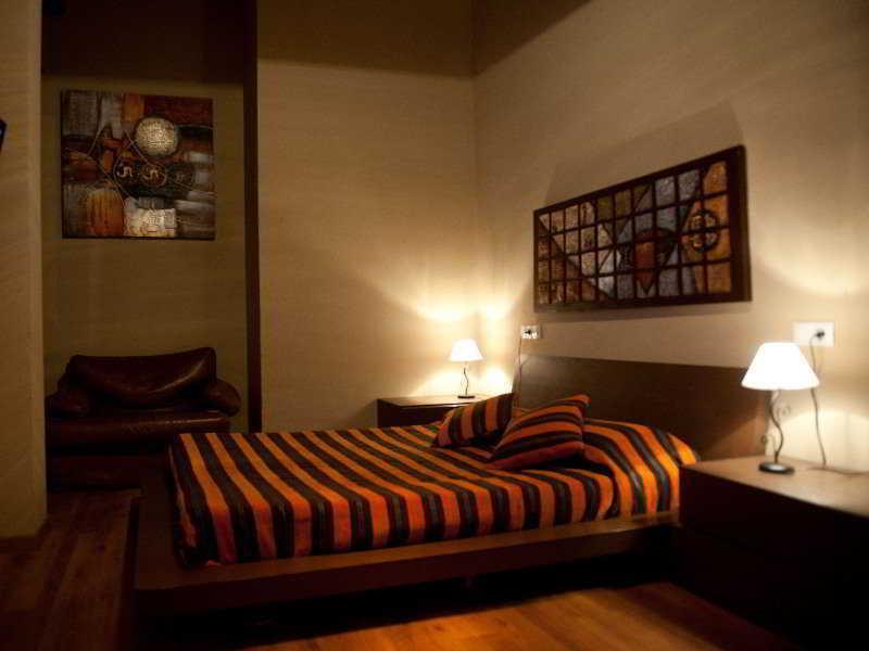La Garbinada Hotel Torrebeses Buitenkant foto
